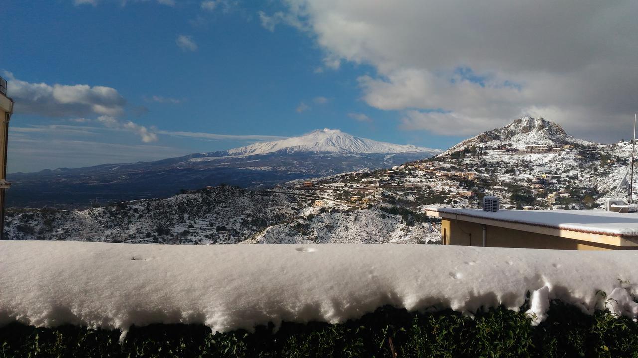 Le Porte Di Taormina Bed and Breakfast Zewnętrze zdjęcie